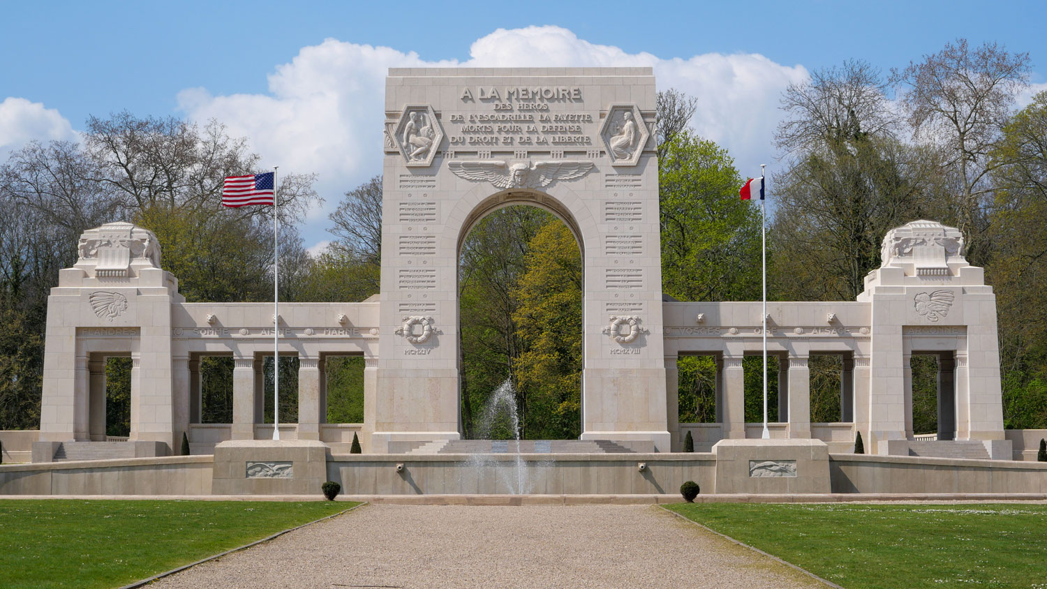 Neueinweihung des Escadrille Lafayette Denkmals